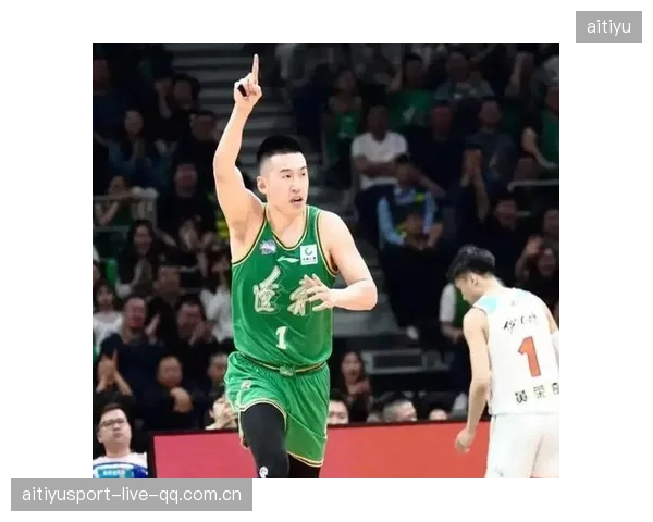 CBA付豪篮板训练更积极，重塑篮板王传奇